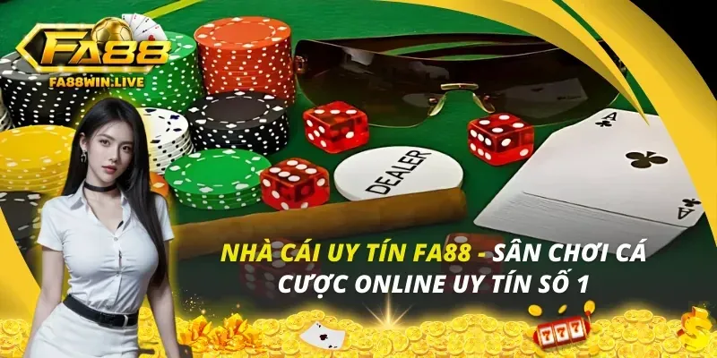 Sân tennis với vận động viên đang giao bóng